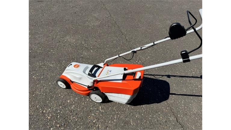Rasenmäher Stihl RMA 235